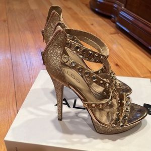 ALDO Celadonia Gold Heel